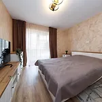 Alina's *